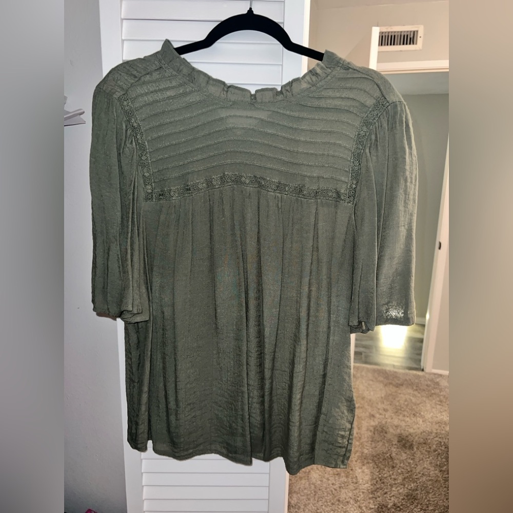 Nanette Lepore Green Puff Sleeve Blouse with Bib Collar